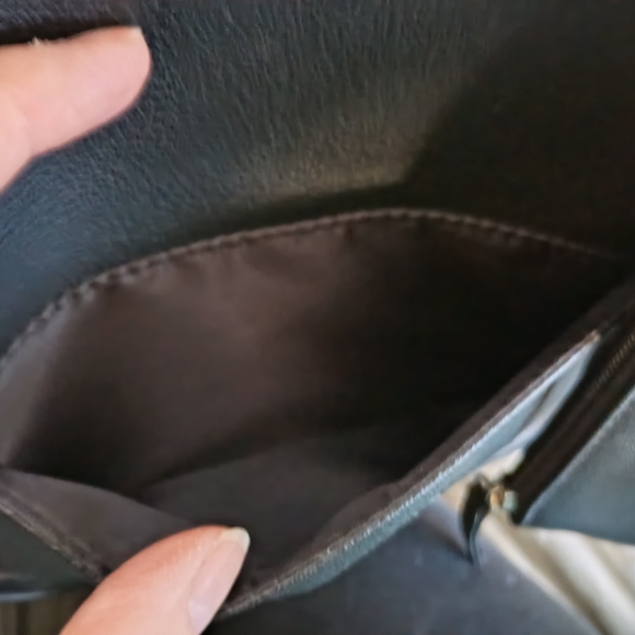 Tahari Black Women's 3 Piece Set, Zip Pouch, Pom Pom, Mini Backpack, NWOT - Picture 7 of 8